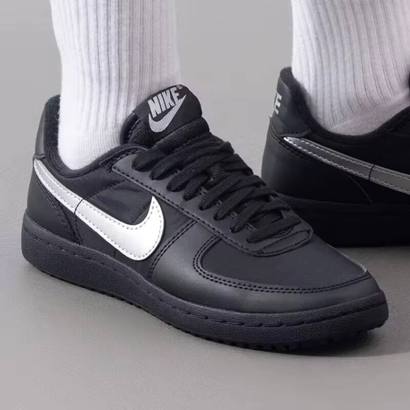 Outdoor Sport Field - Yeni Nike Erkek ve Kadın Yeni